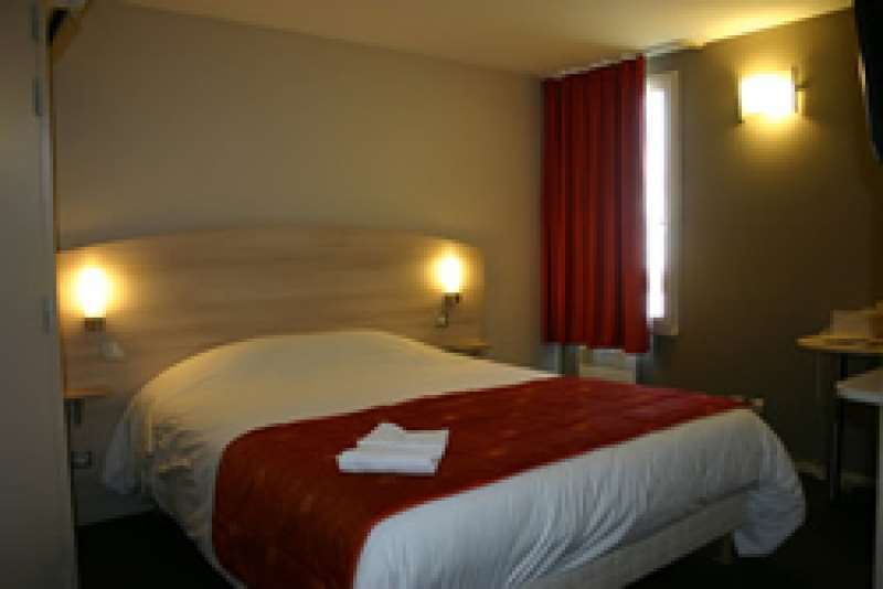 Brit Hotel La Rochelle Perigny Room photo